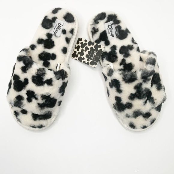 Disney Womens White Mickey Mouse Faux Fur Flat Slip On Slide Sandals - Picture 2 of 11